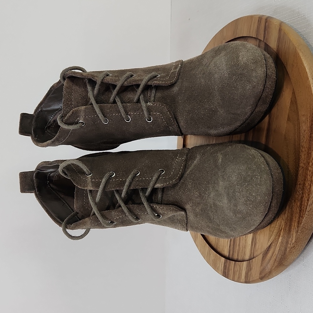 Jessica Simpson taupe Catcher platform Bootie. Size 7.5 - Picture 2 of 8
